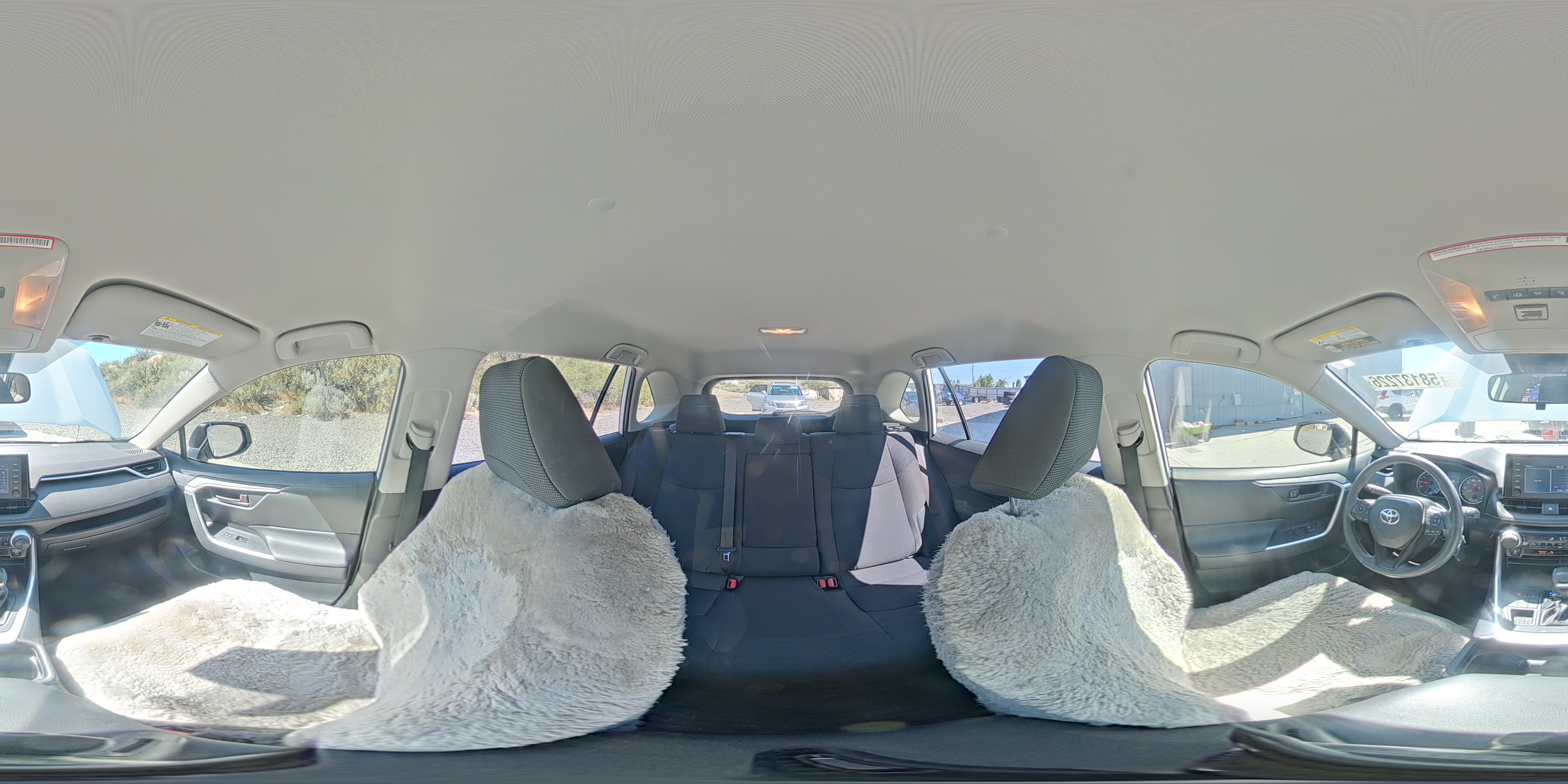2019 Toyota Rav4 Le White vin: JTMF1RFVXKJ020333