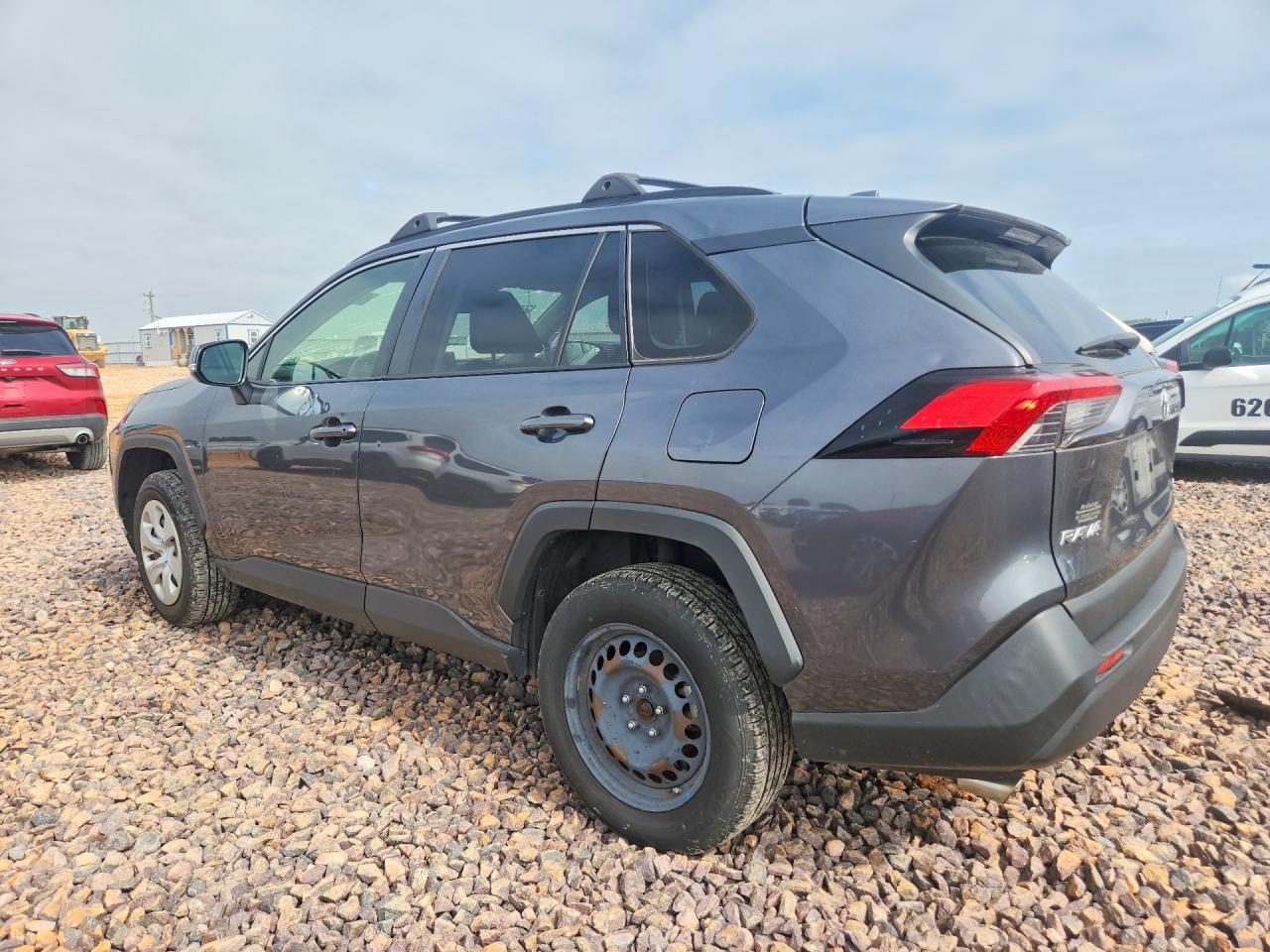 2019 Toyota Rav4 Le Gray vin: JTMG1RFV9KD510460