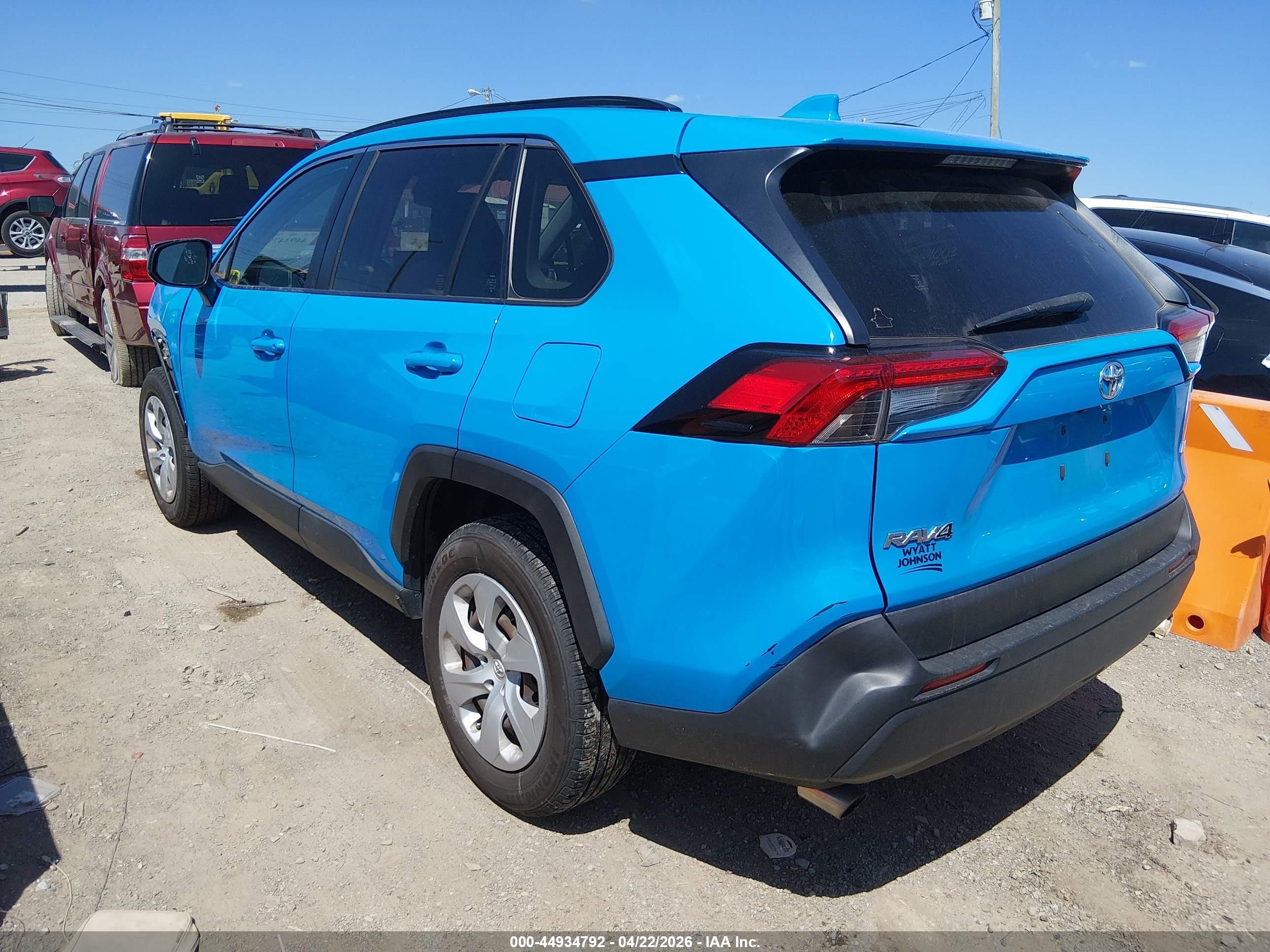 2019 Toyota Rav4 Le Синий vin: JTMH1RFV0KJ006739