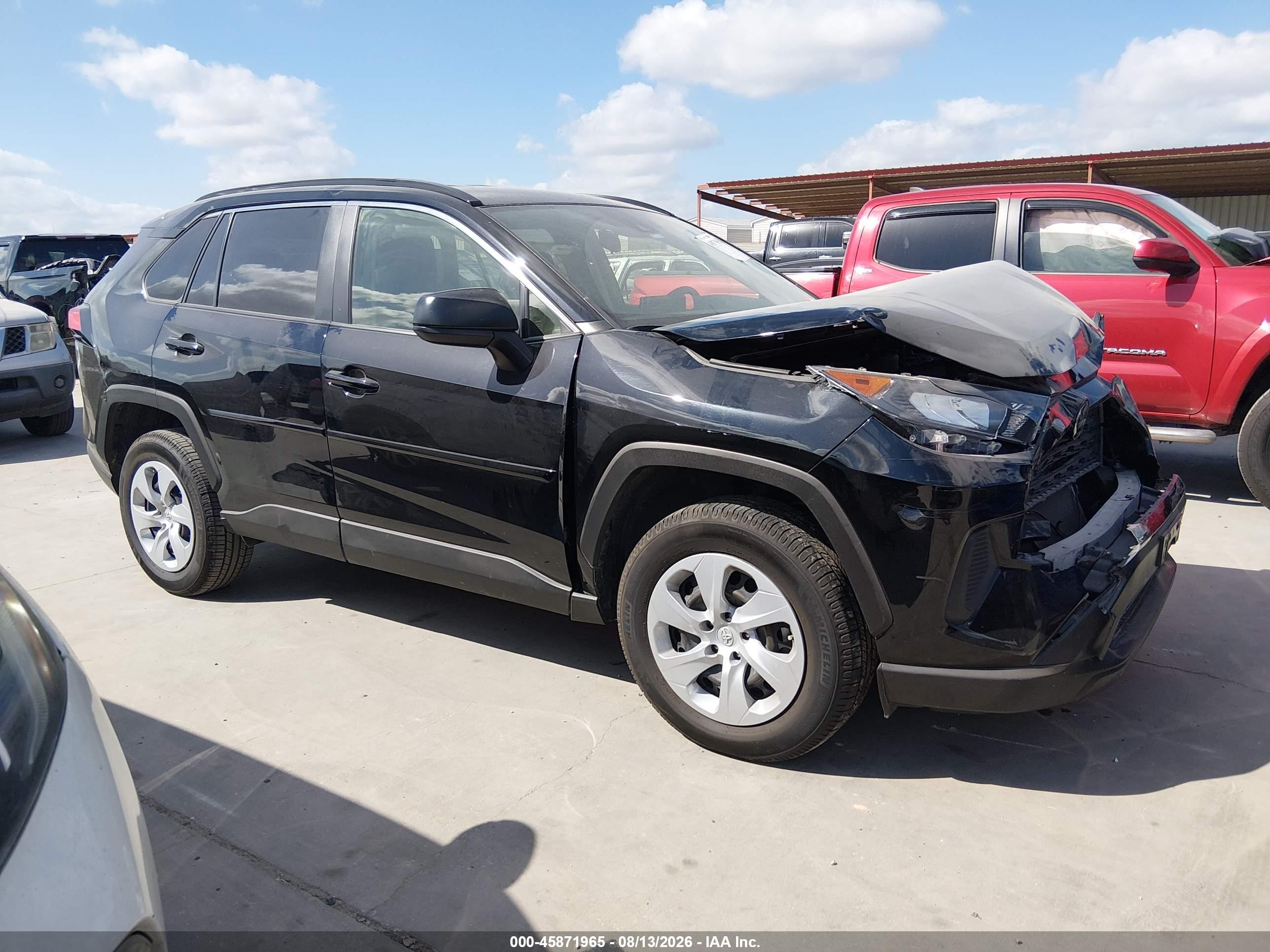 2019 Toyota Rav4 Le Black vin: JTMH1RFV4KD032291