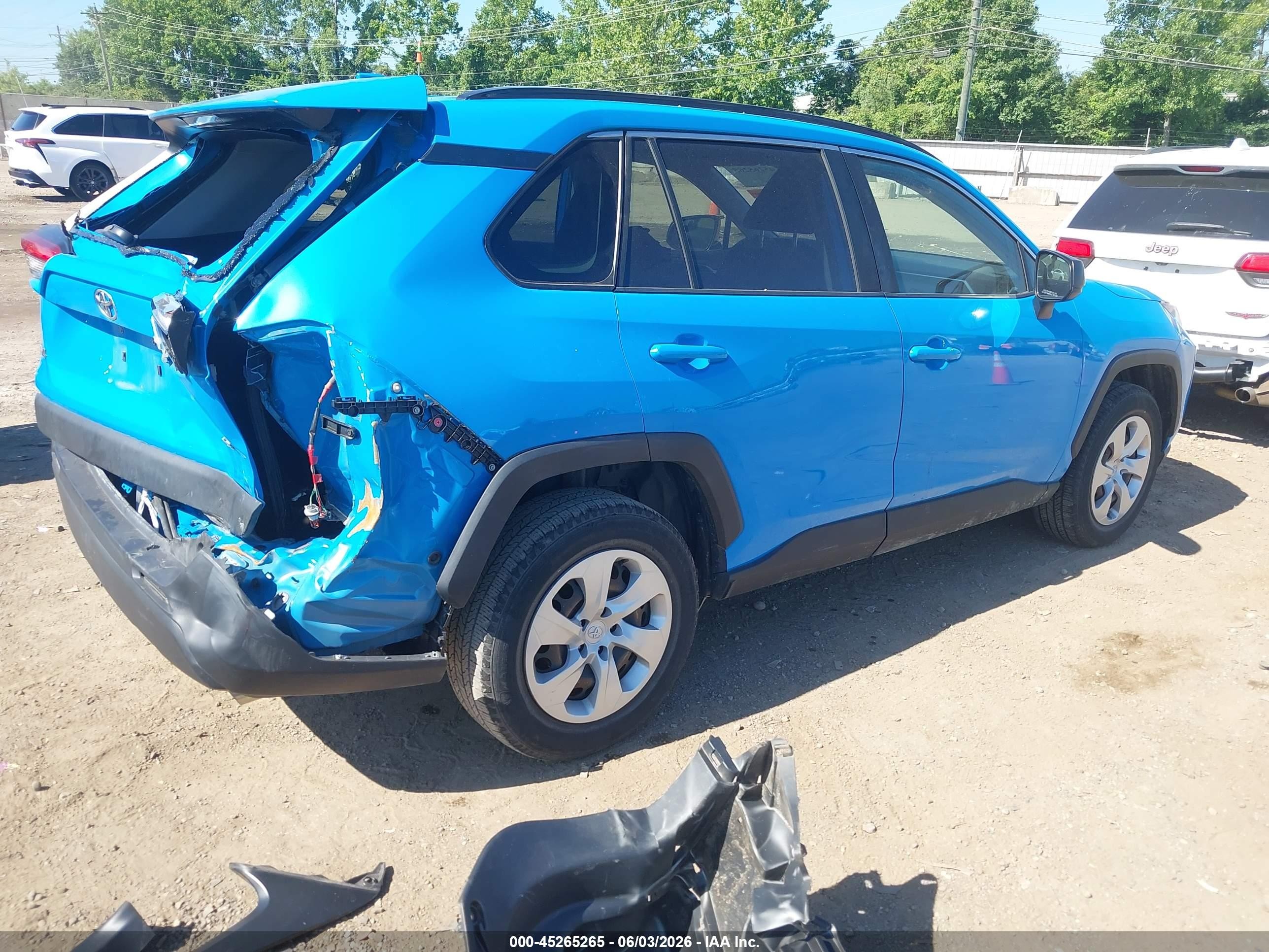 2019 Toyota Rav4 Le Light Blue vin: JTMH1RFV7KD502720
