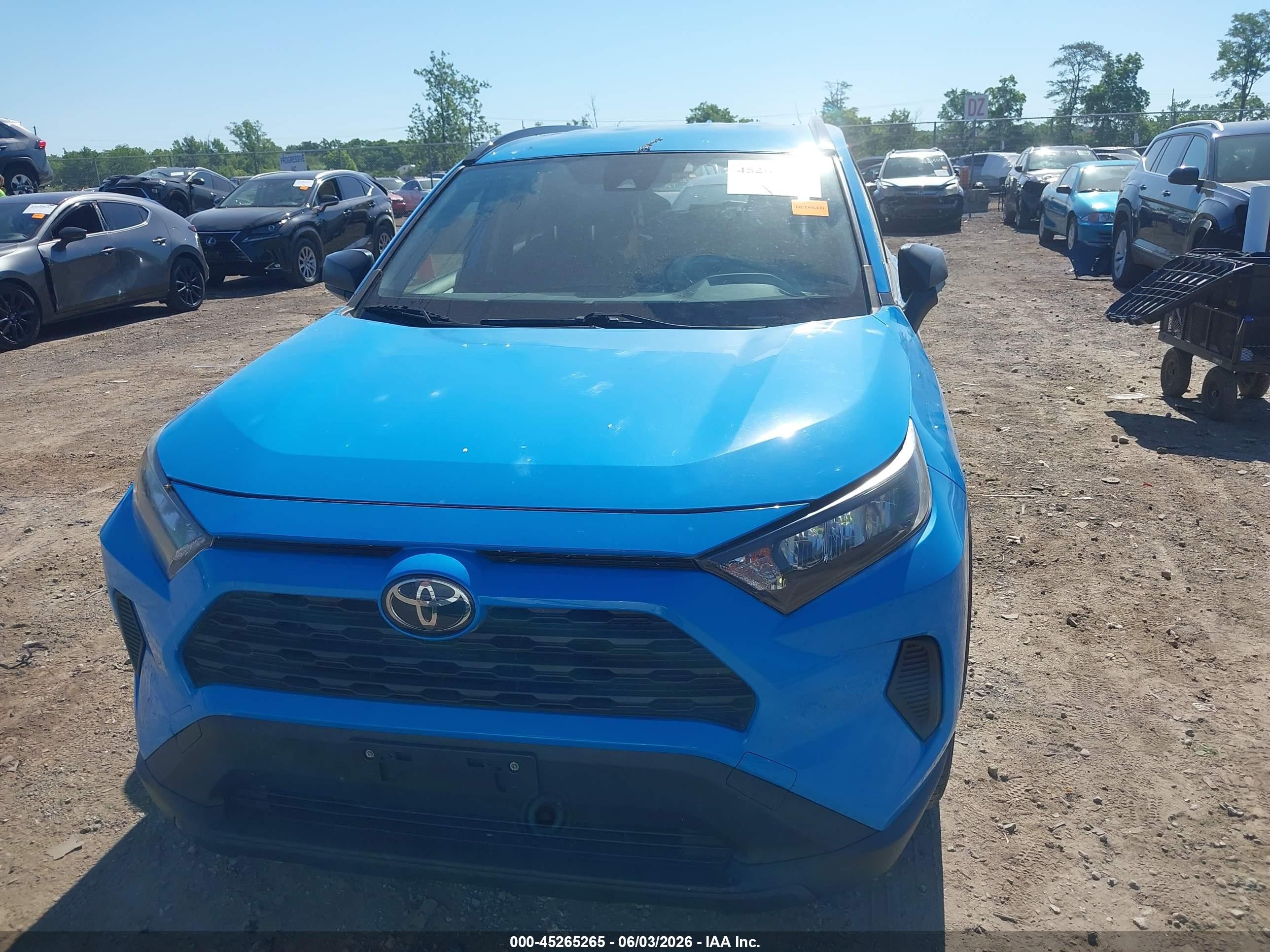 2019 Toyota Rav4 Le Light Blue vin: JTMH1RFV7KD502720