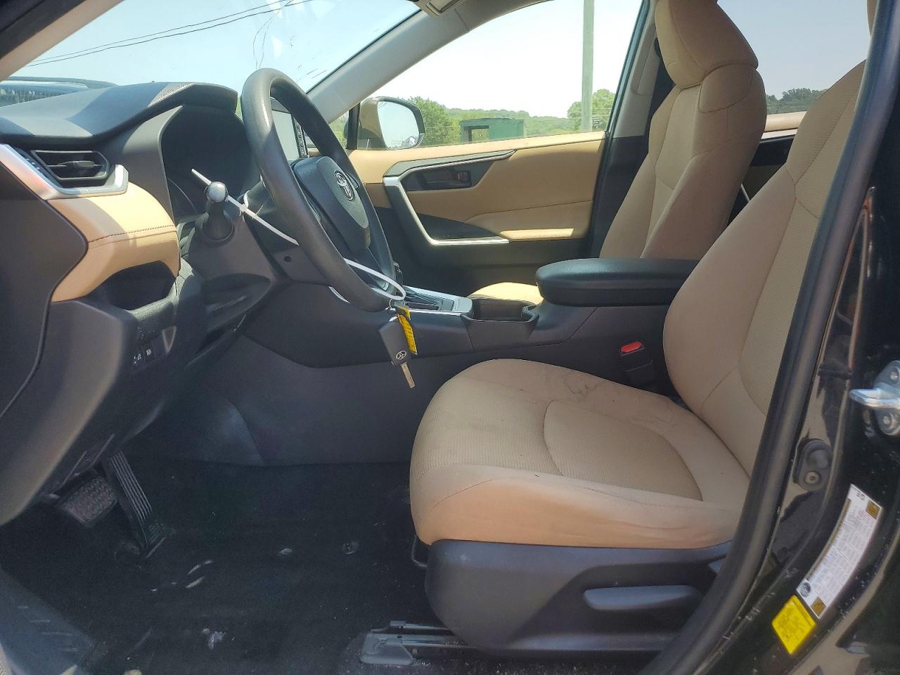 2019 Toyota Rav4 Le Черный vin: JTMH1RFV7KJ015471