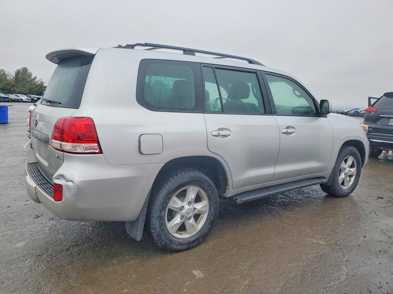 2008 Toyota Land Cruiser Base Silver vin: JTMHY05J285001128