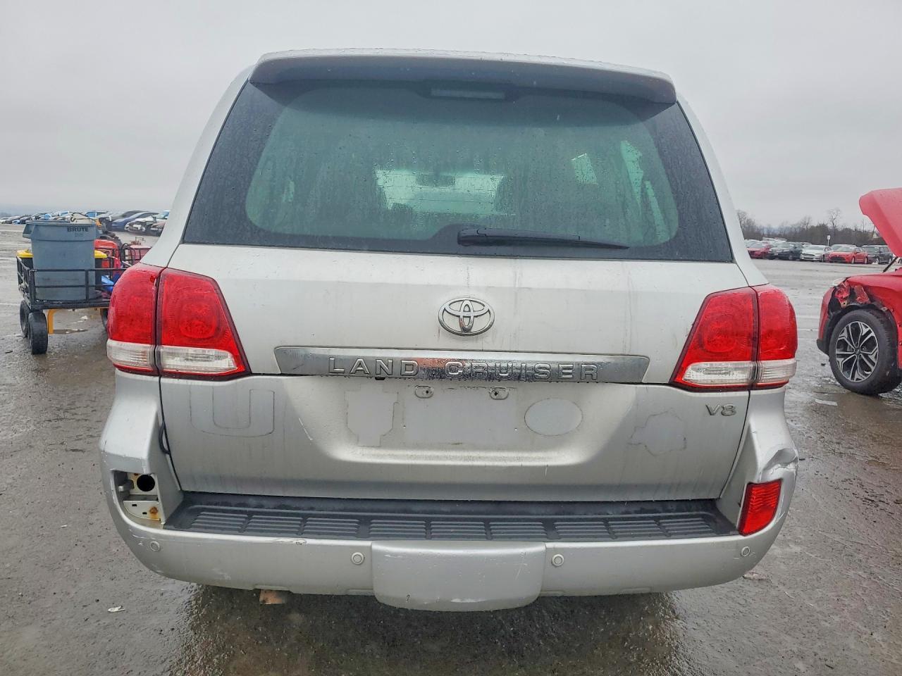 2008 Toyota Land Cruiser Base Silver vin: JTMHY05J285001128