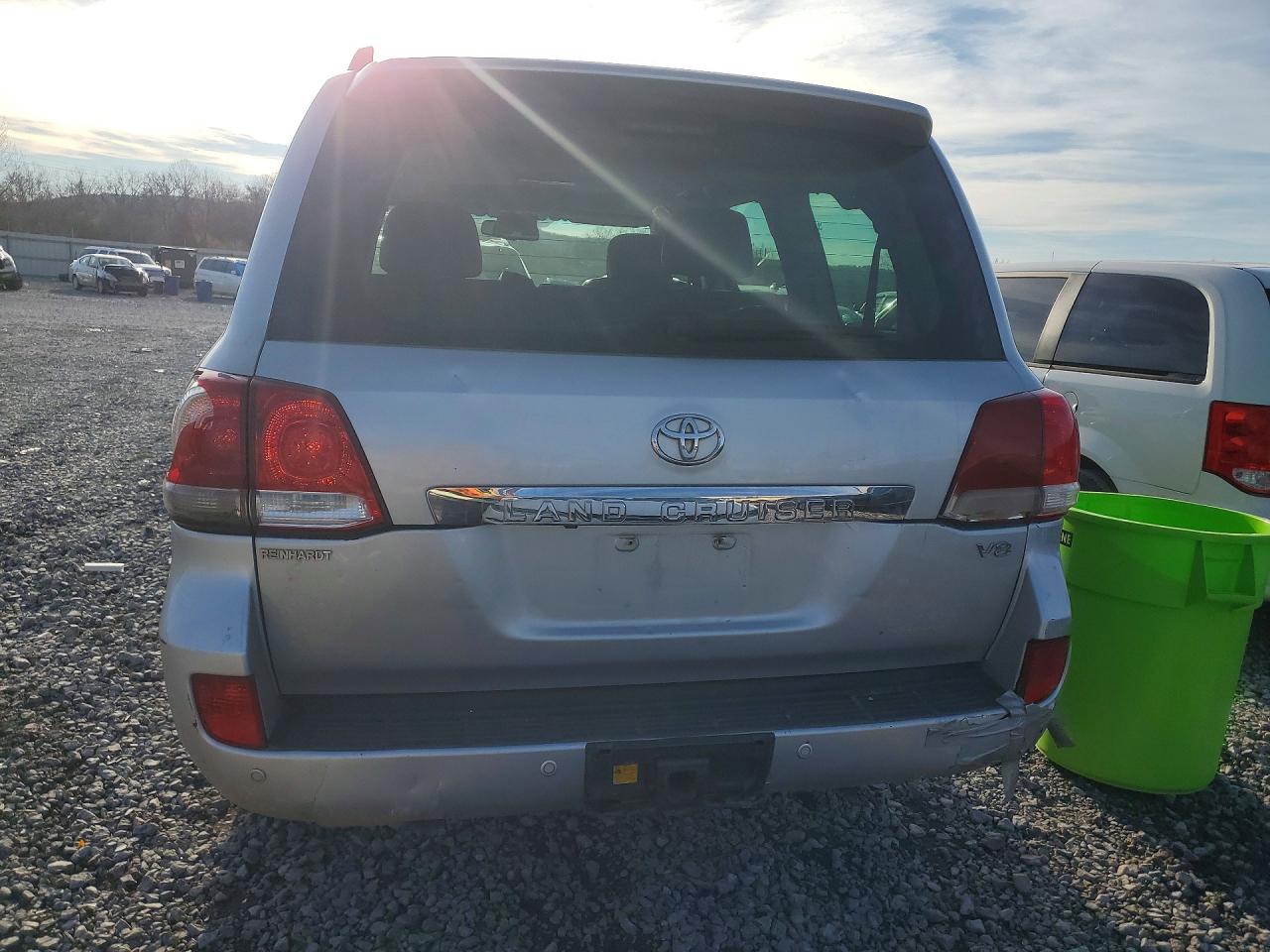 2008 Toyota Land Cruiser Серебряный vin: JTMHY05J384002097