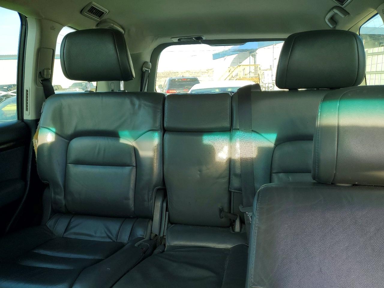 2008 Toyota Land Cruiser Серебряный vin: JTMHY05J384002097