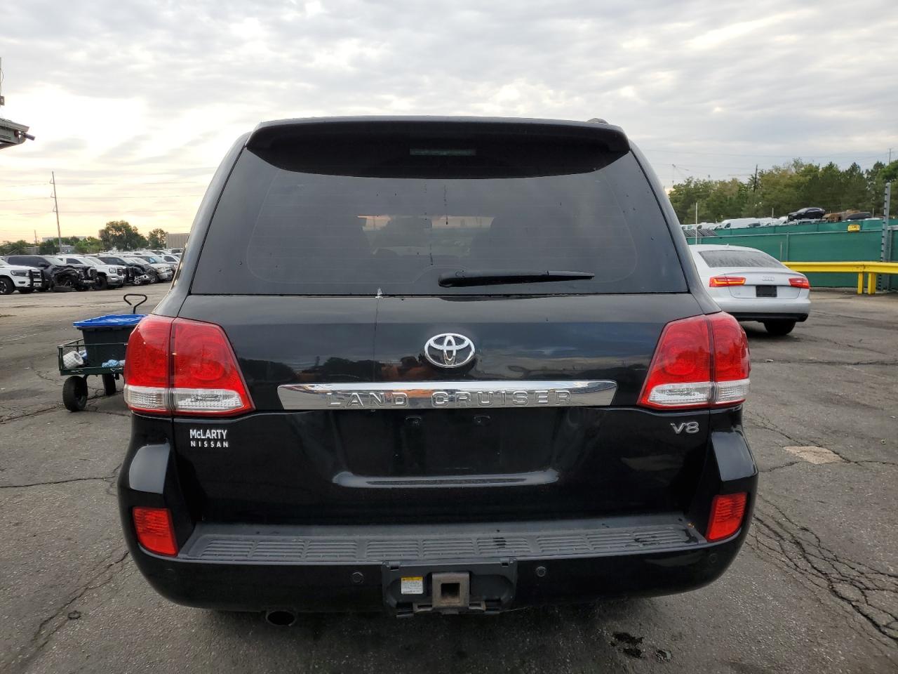 2008 Toyota Land Cruiser Black vin: JTMHY05J585001429