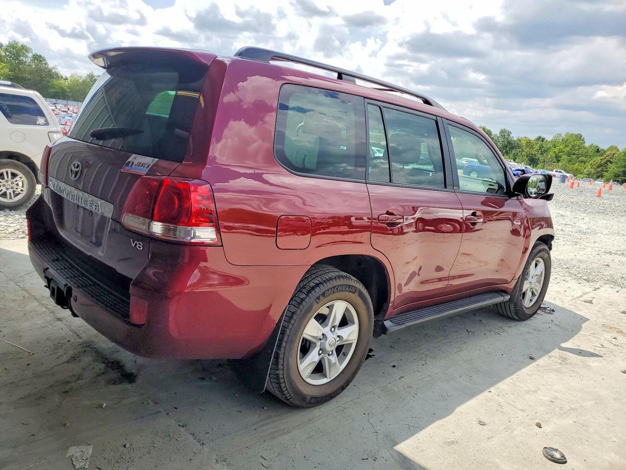 2008 Toyota Land Cruiser Base Burgundy vin: JTMHY05J784000191