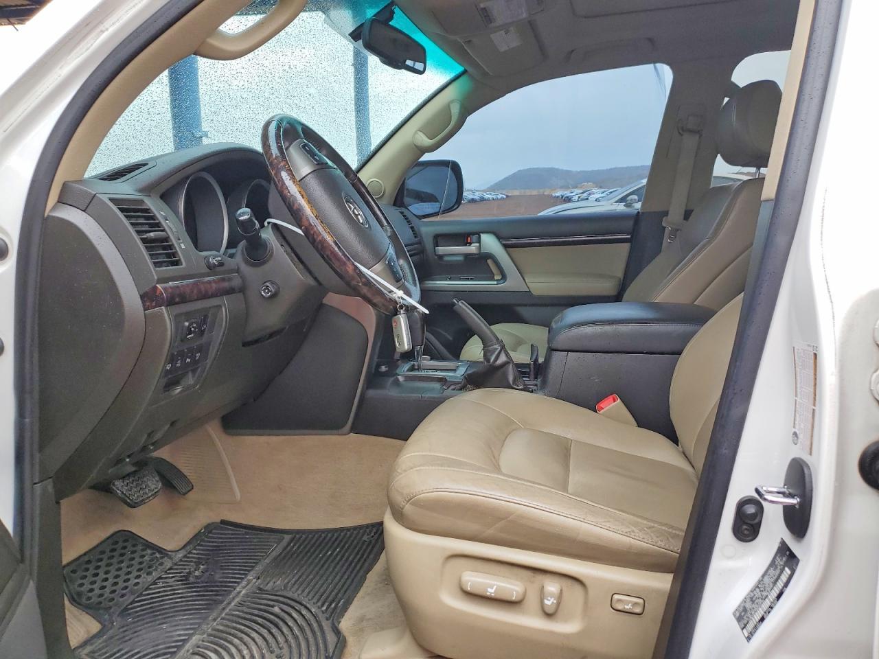2008 Toyota Land Cruiser Белый vin: JTMHY05J785003134