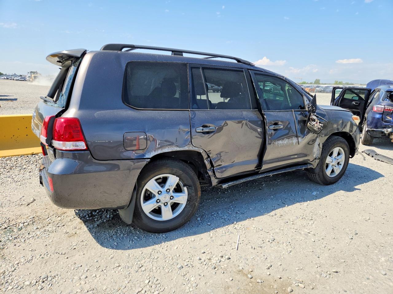 2009 Toyota Land Cruiser Base Gray vin: JTMHY05JX94002633