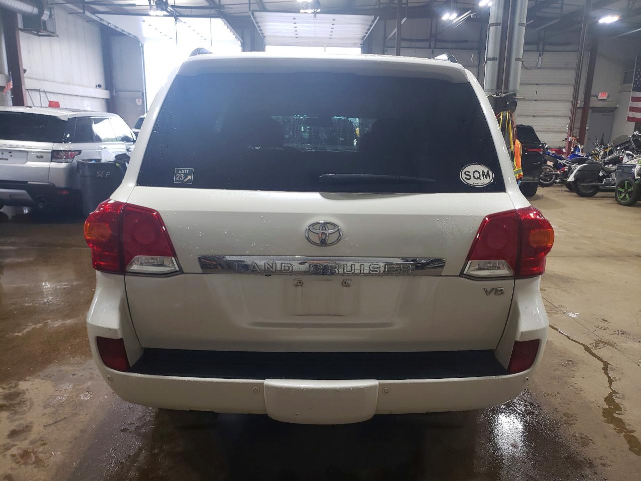 2013 Toyota Land Cruiser Base Белый vin: JTMHY7AJ0D4017391