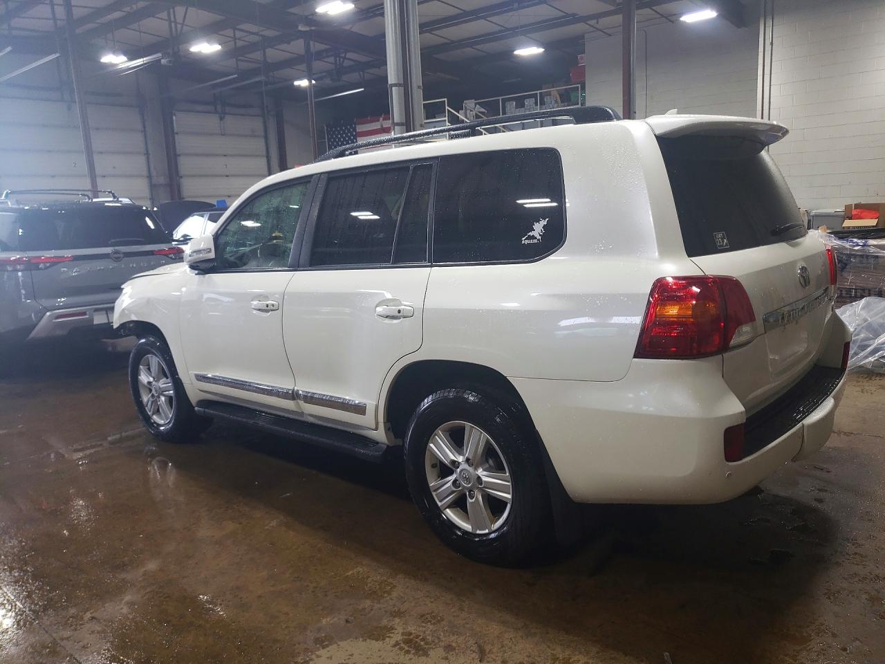 2013 Toyota Land Cruiser Base Белый vin: JTMHY7AJ0D4017391
