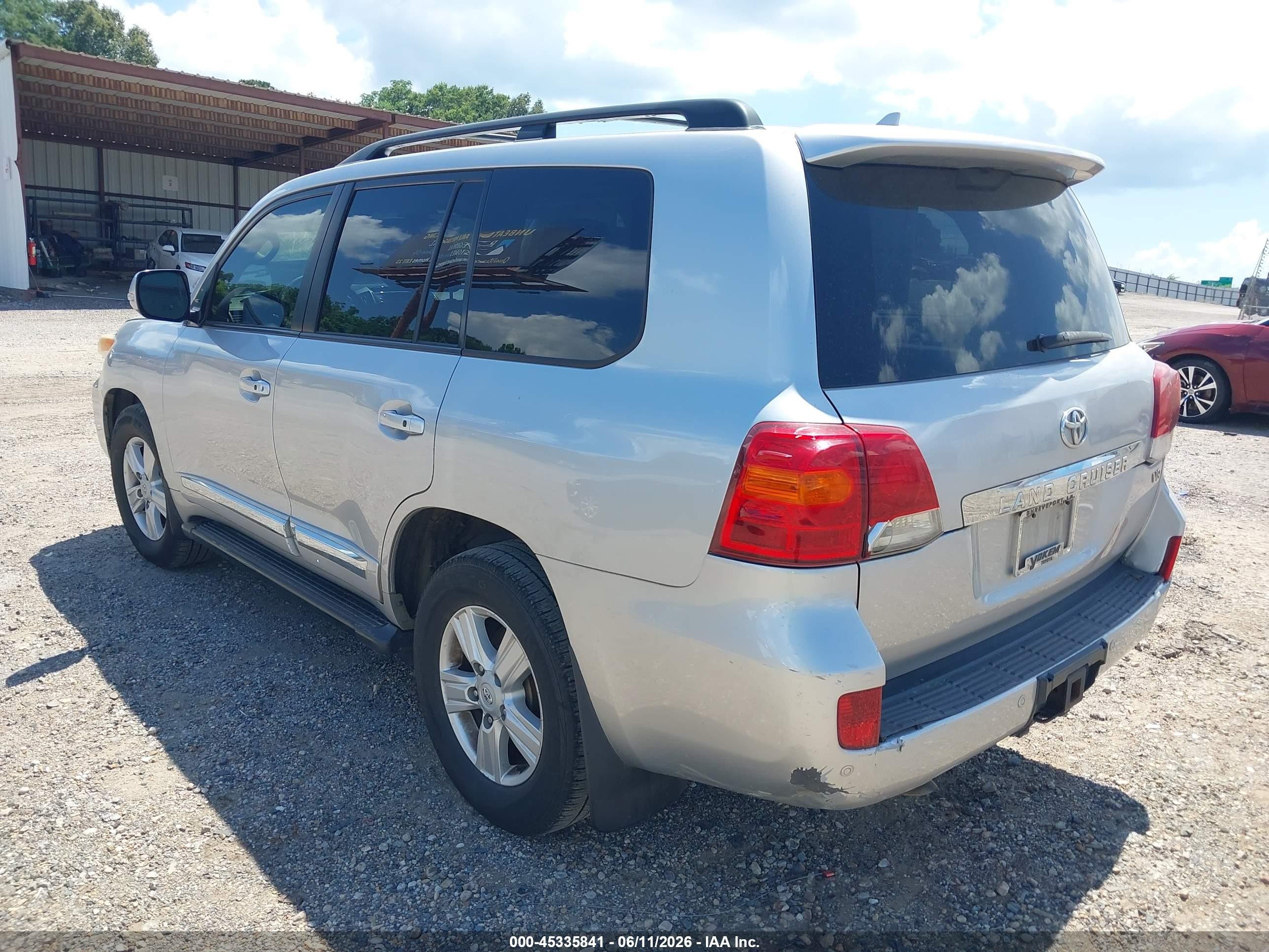 2013 Toyota Land Cruiser V8 Серебряный vin: JTMHY7AJ3D4021113
