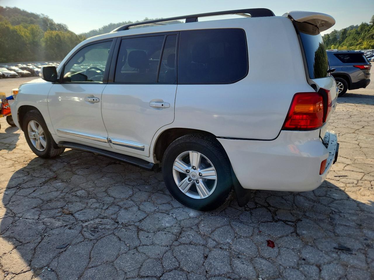 2015 Toyota Land Cruiser Base Белый vin: JTMHY7AJ3F4030851