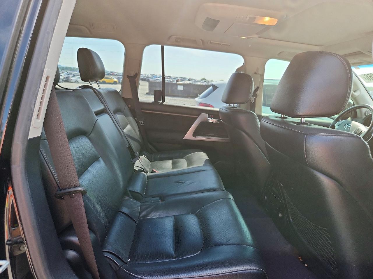 2015 Toyota Land Cruiser Base Black vin: JTMHY7AJ3F4031921