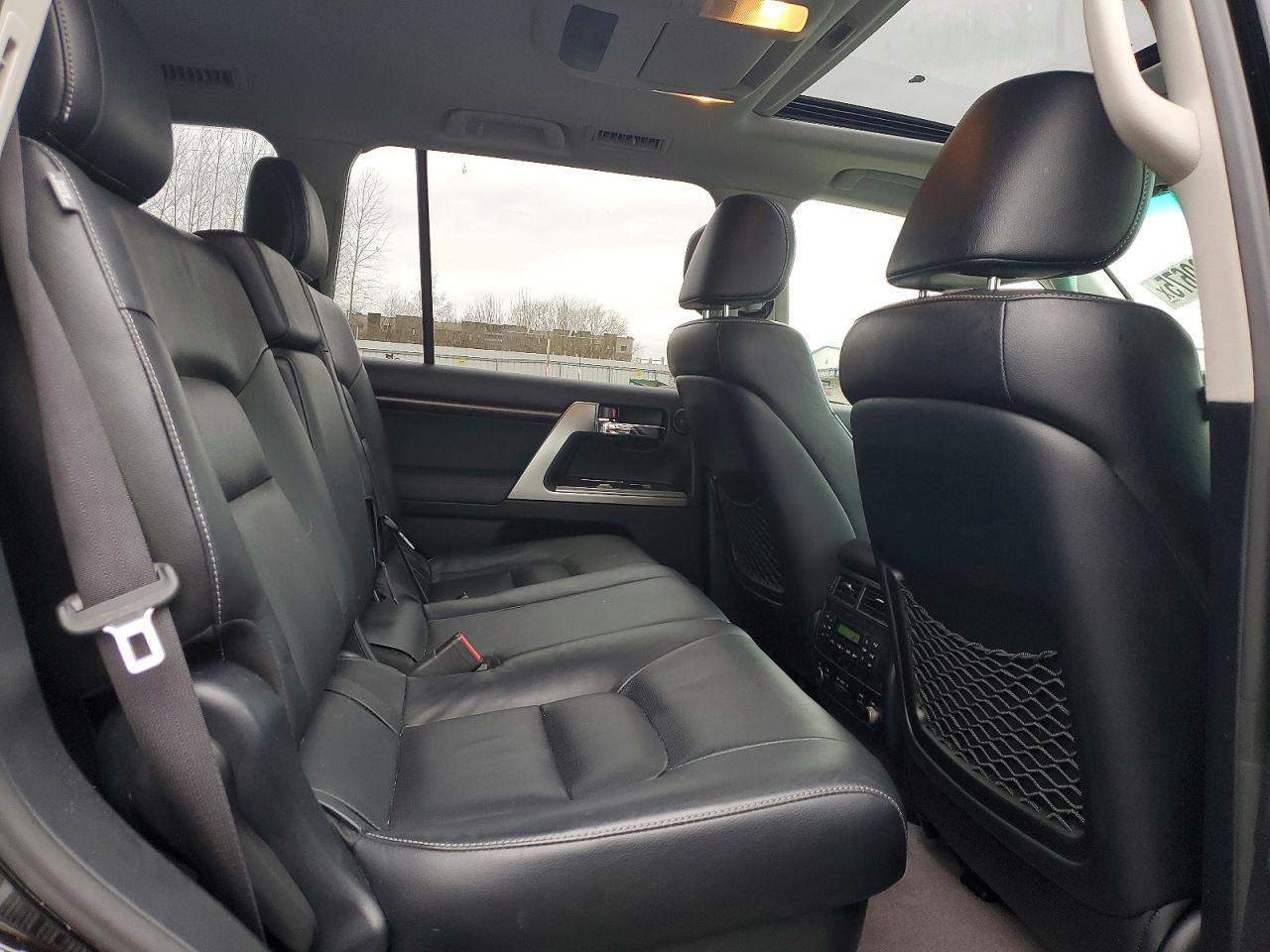 2015 Toyota Land Cruiser Black vin: JTMHY7AJ3F4032728