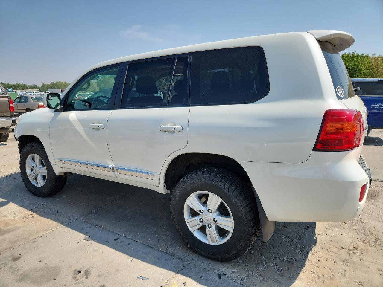 2013 Toyota Land Cruiser White vin: JTMHY7AJ4D4013327