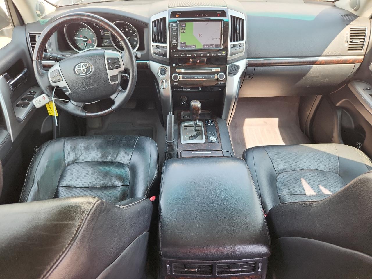 2013 Toyota Land Cruiser White vin: JTMHY7AJ4D4013327