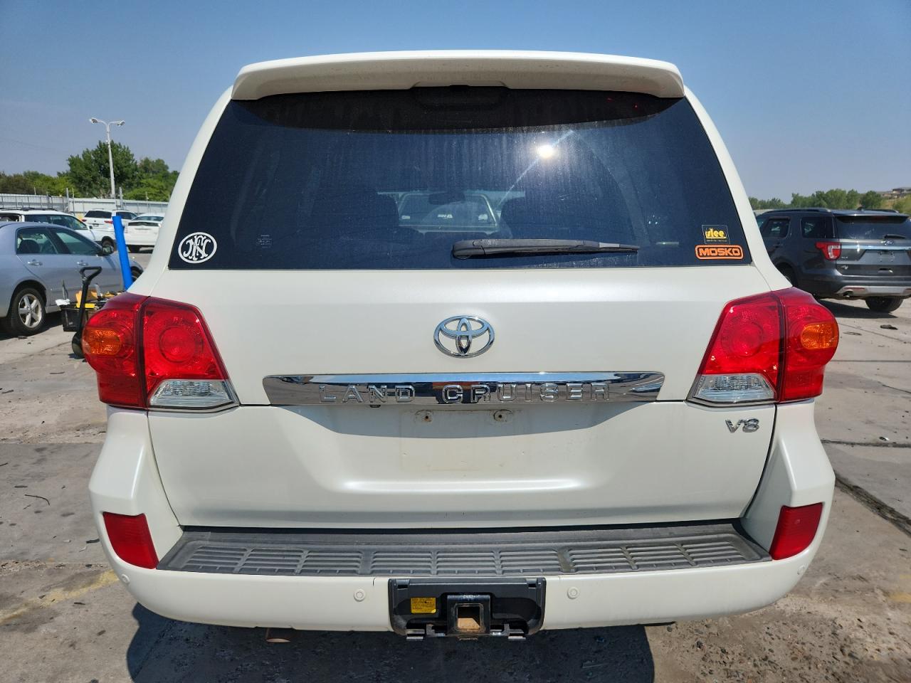 2013 Toyota Land Cruiser White vin: JTMHY7AJ4D4013327