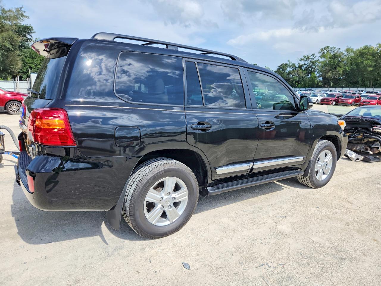 2015 Toyota Land Cruiser Base Black vin: JTMHY7AJ4F4031250