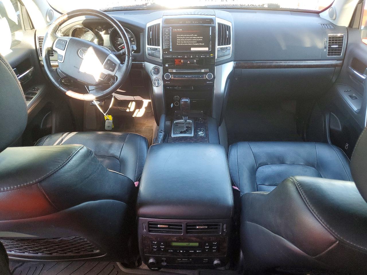 2015 Toyota Land Cruiser Base Серебряный vin: JTMHY7AJ4F4034763