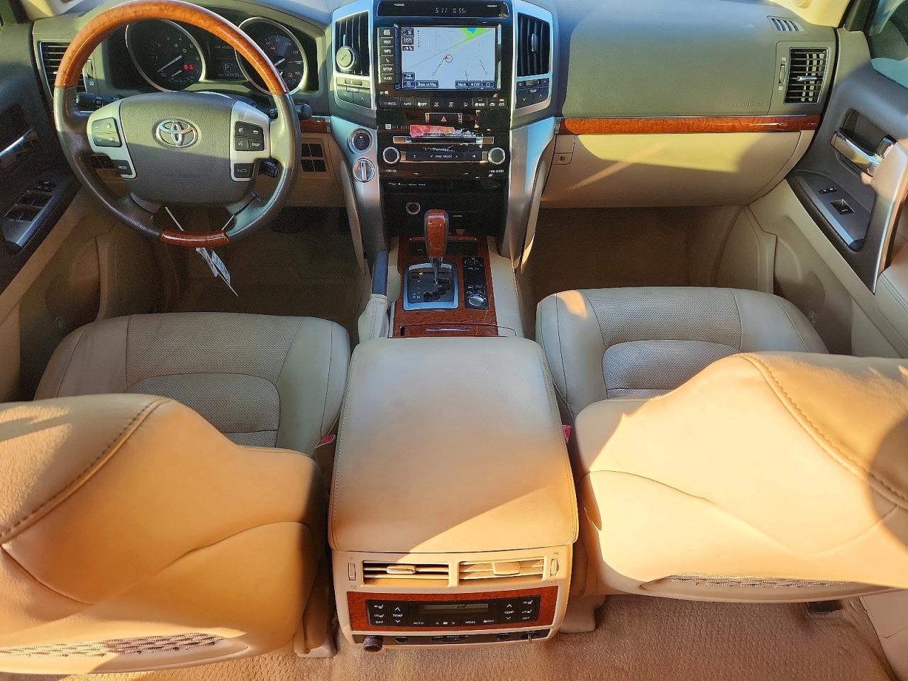 2015 Toyota Land Cruiser White vin: JTMHY7AJ5F4029412