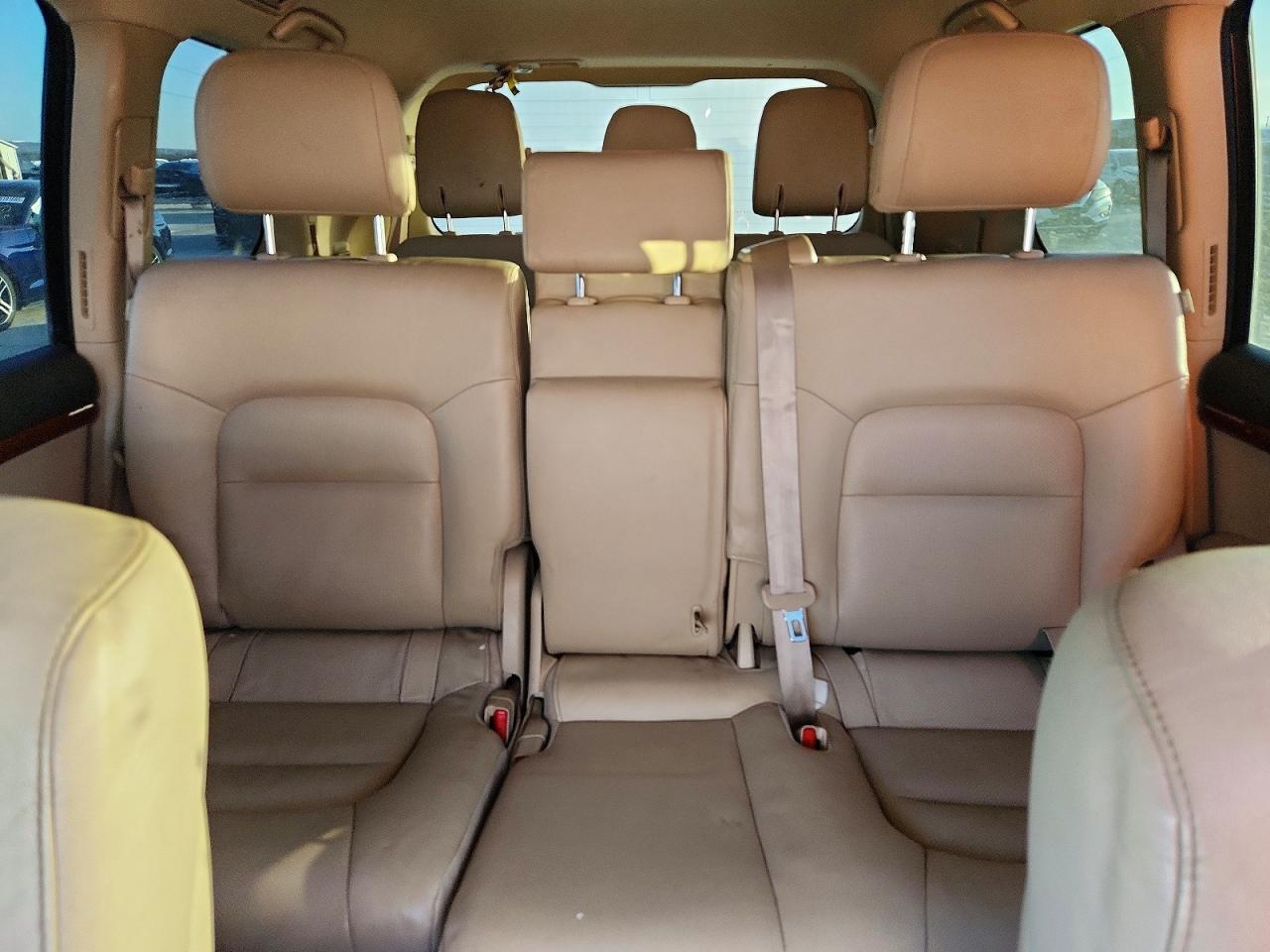2015 Toyota Land Cruiser White vin: JTMHY7AJ5F4029412