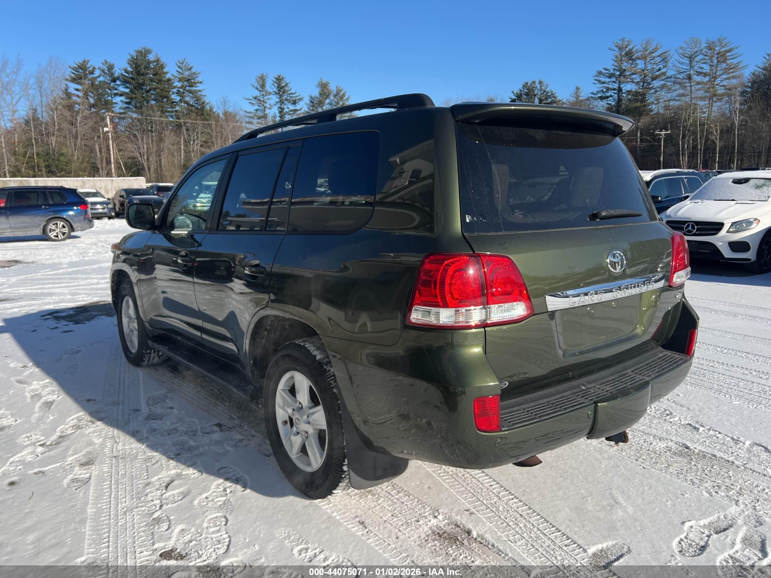 2011 Toyota Land Cruiser V8 Green vin: JTMHY7AJ6B5008945