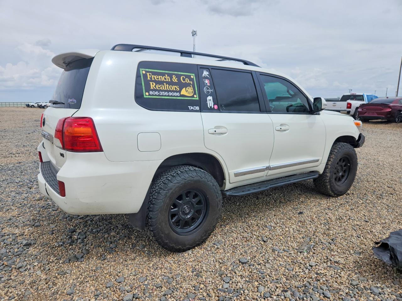2015 Toyota Land Cruiser Base White vin: JTMHY7AJ6F4035090