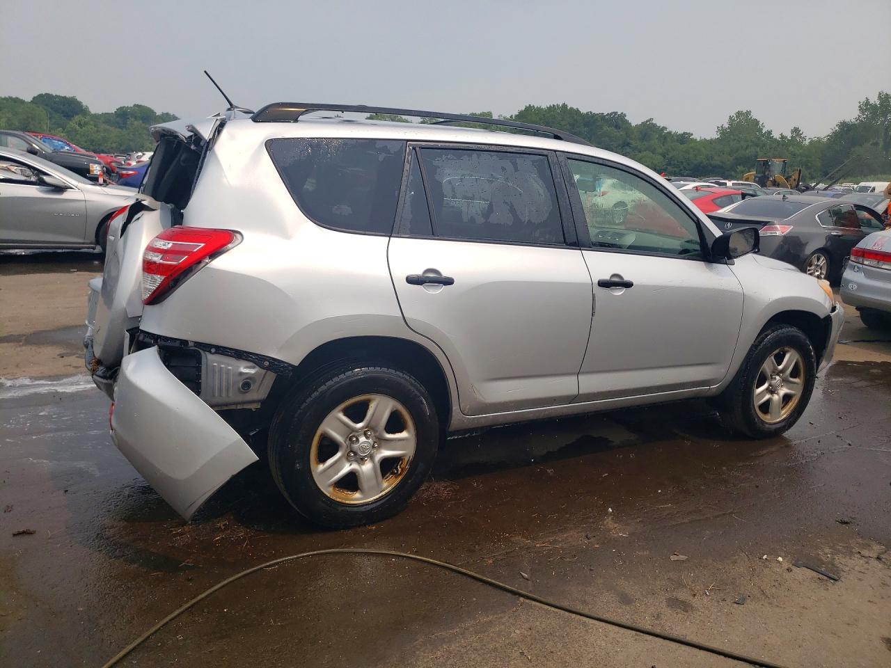 2012 Toyota Rav4 Base Silver vin: JTMJF4DV1C5058173