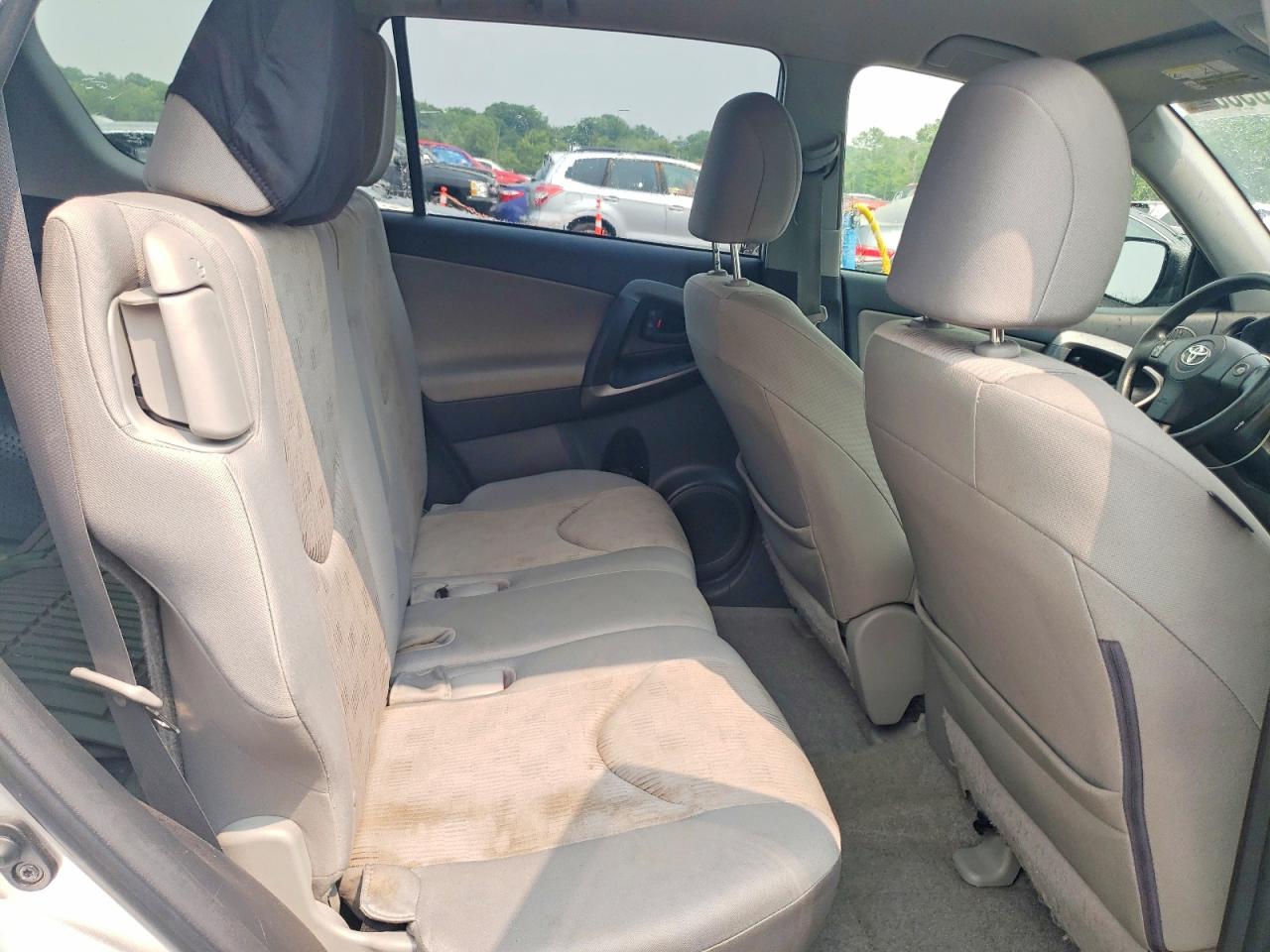2012 Toyota Rav4 Base Silver vin: JTMJF4DV1C5058173