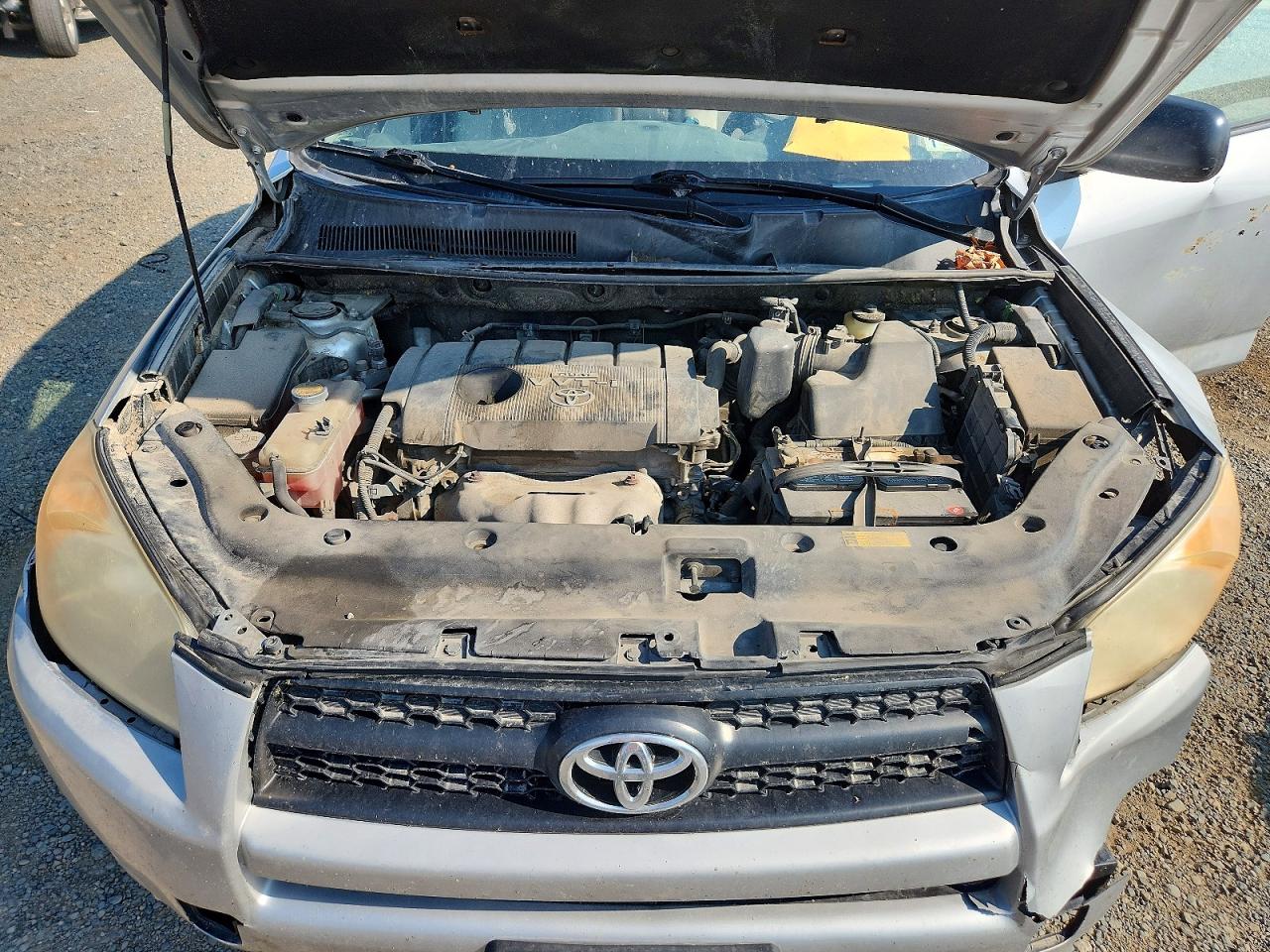 2010 Toyota Rav4 Base Silver vin: JTMJF4DV7A5026311