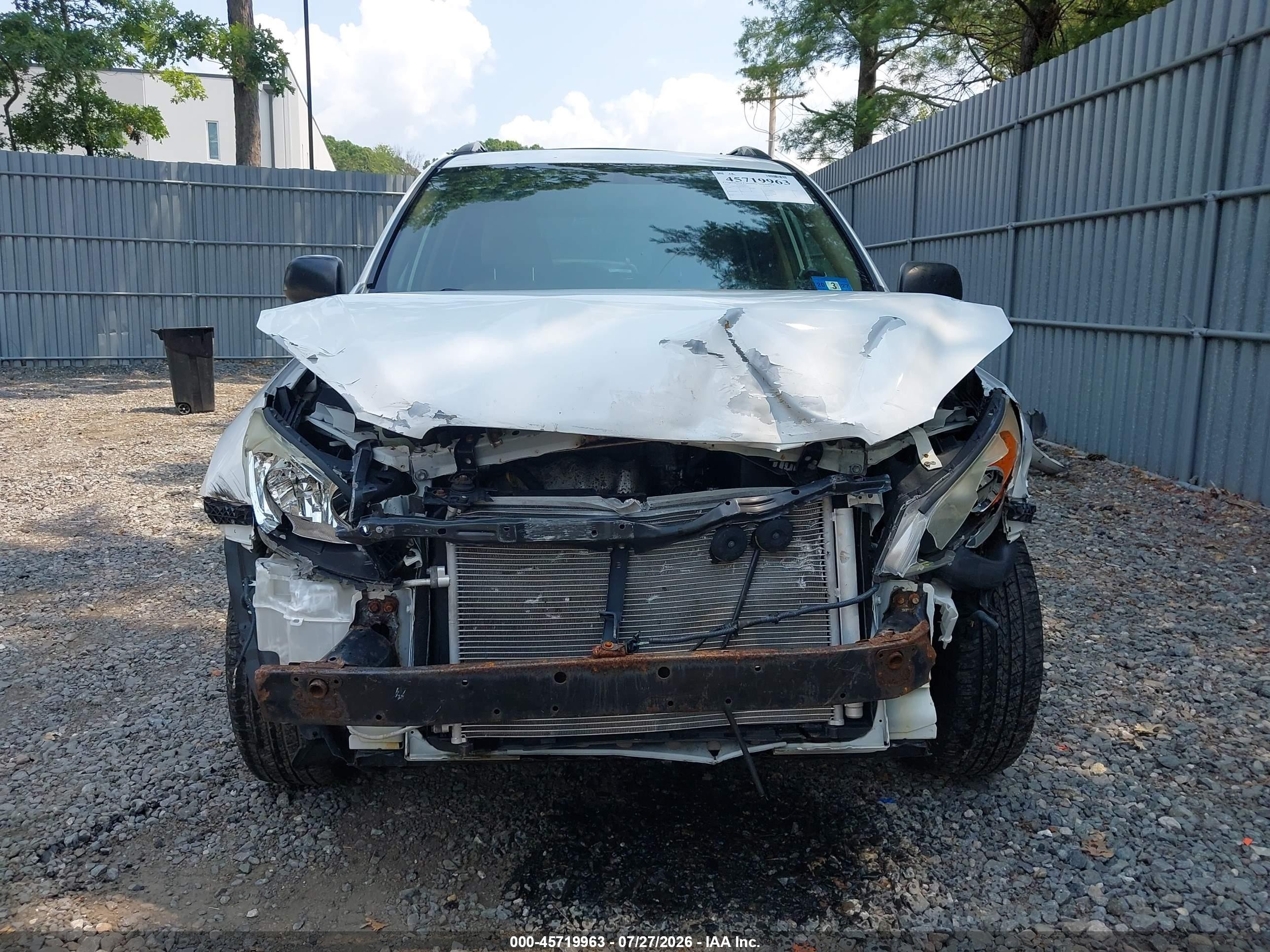 2012 Toyota Rav4   Белый vin: JTMJF4DVXC5057121