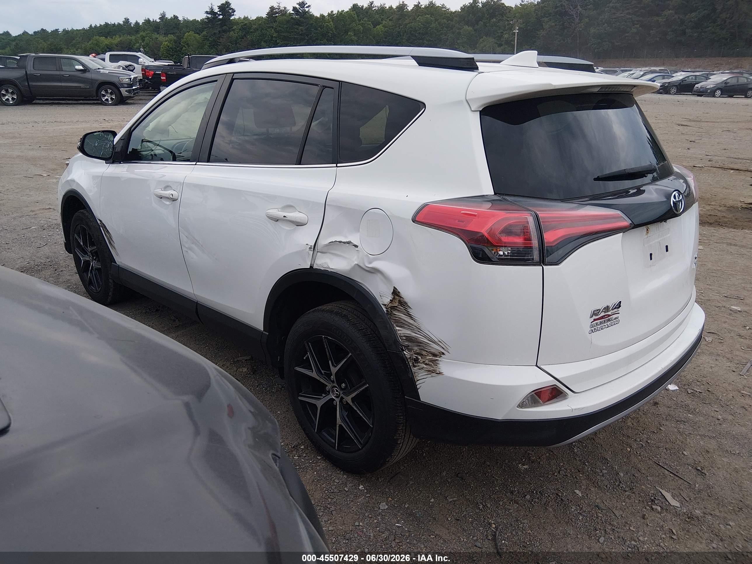 2017 Toyota Rav4 Se White vin: JTMJFREV5HD211744