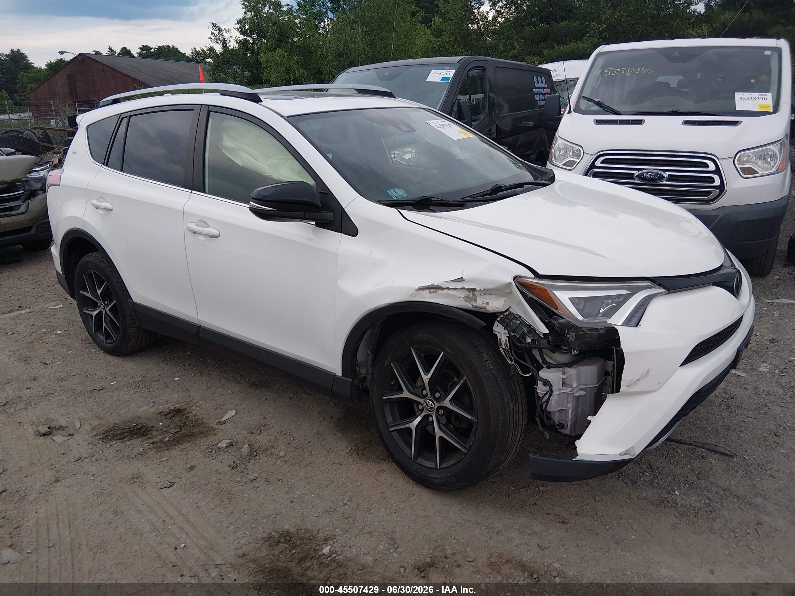 2017 Toyota Rav4 Se White vin: JTMJFREV5HD211744