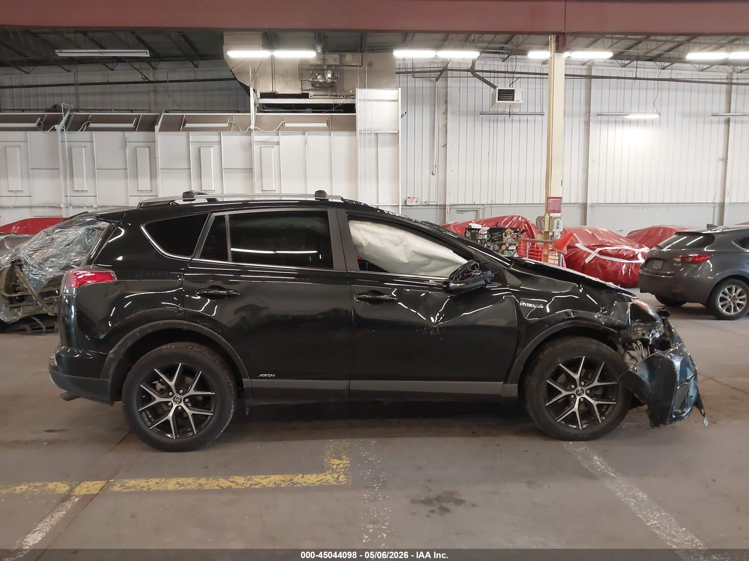 2018 Toyota Rav4 Hybrid Se Черный vin: JTMJJREVXJD188336