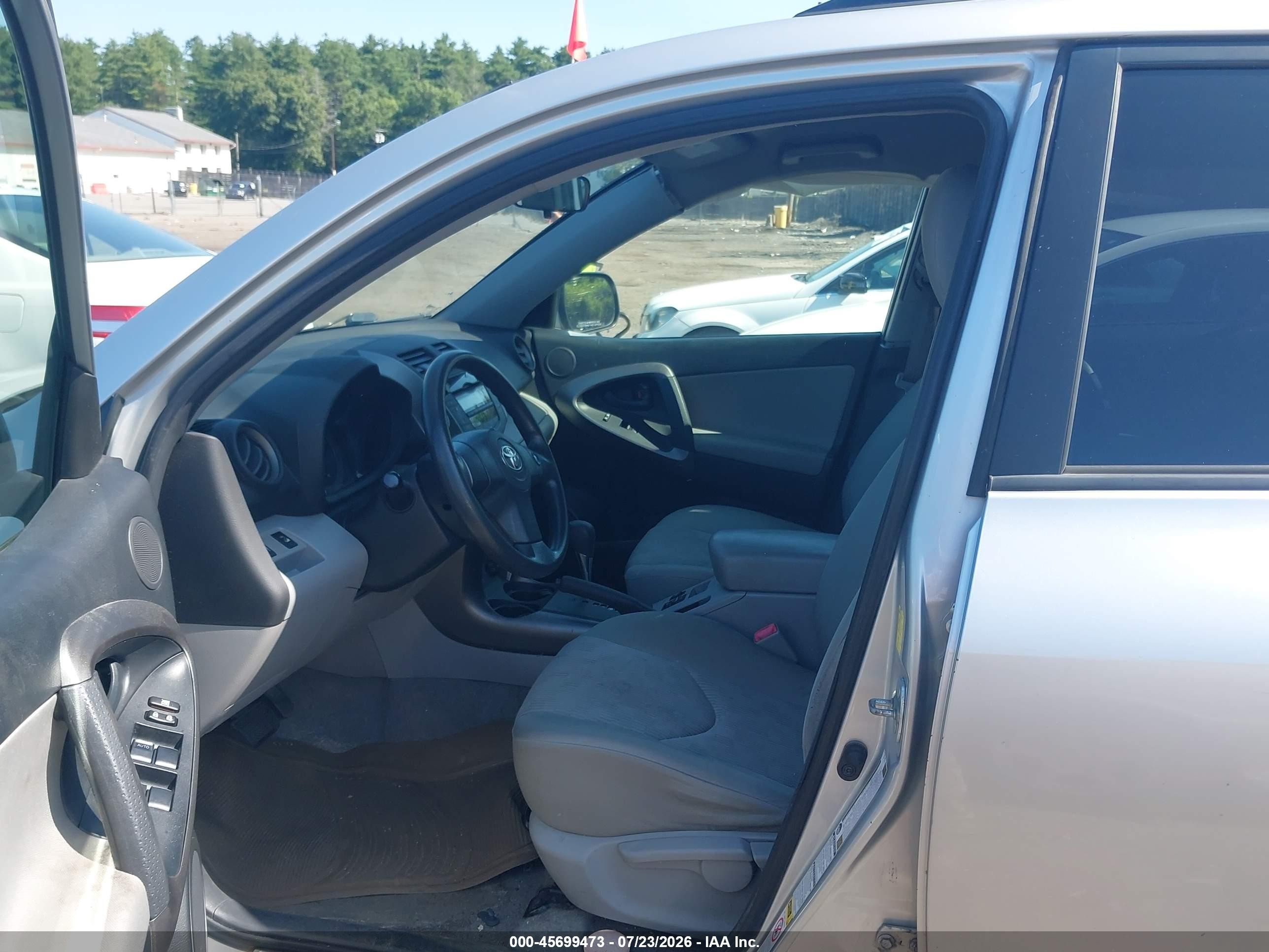 2010 Toyota Rav4 Base V6 Silver vin: JTMJK4DV1A5086774
