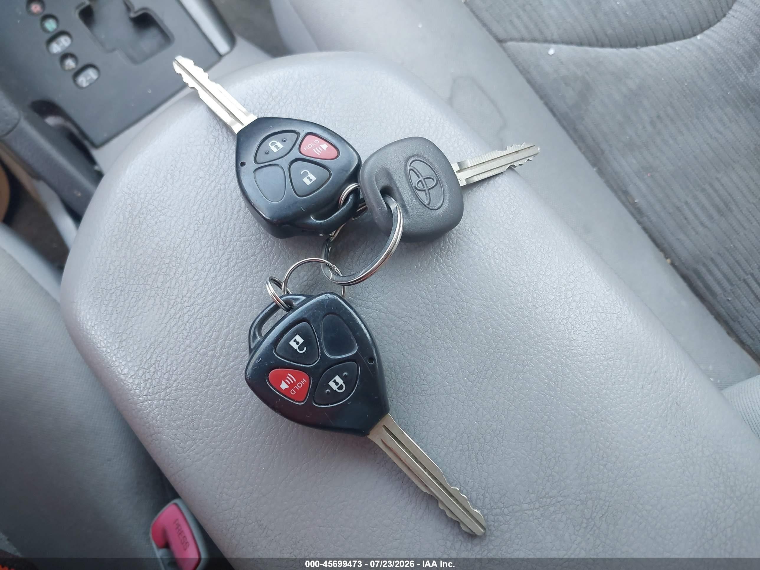 2010 Toyota Rav4 Base V6 Silver vin: JTMJK4DV1A5086774
