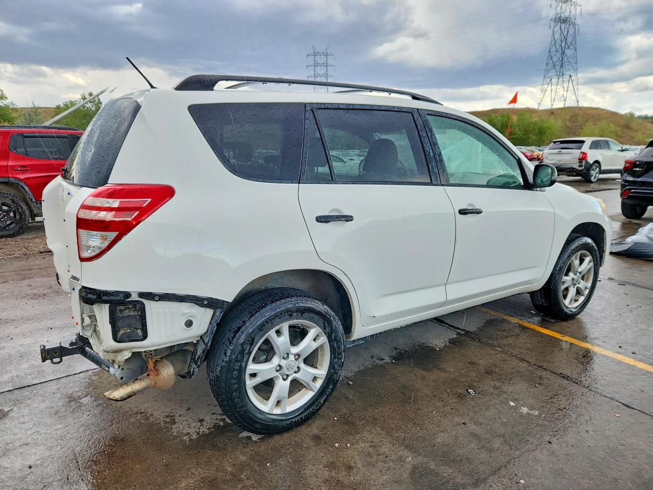 2010 Toyota Rav4 Base White vin: JTMJK4DV6A5091484