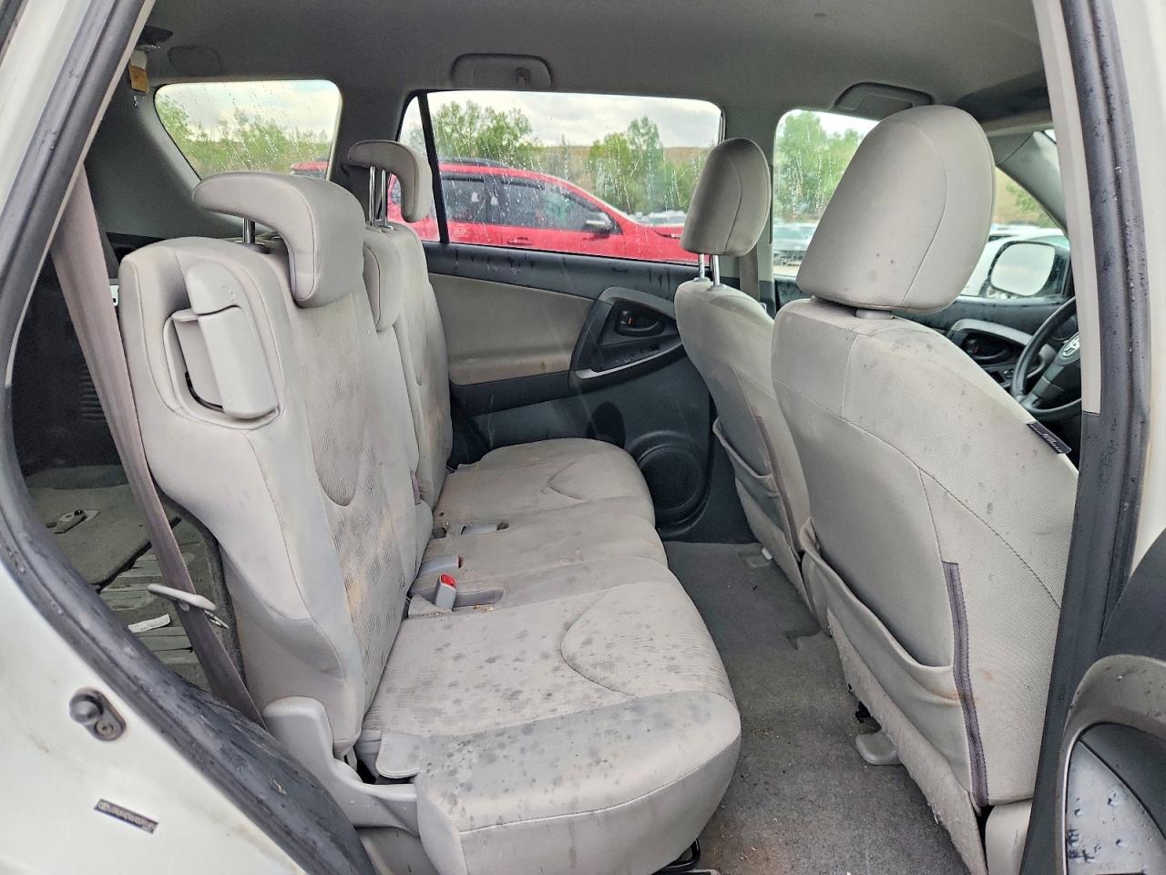 2010 Toyota Rav4 Base White vin: JTMJK4DV6A5091484