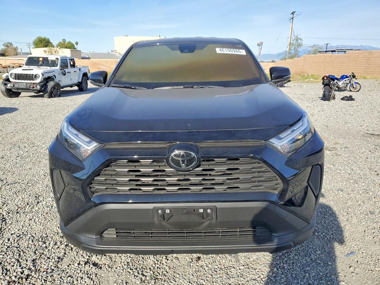 2025 Toyota Rav4 Le Black vin: JTMK1RFVXSD139741