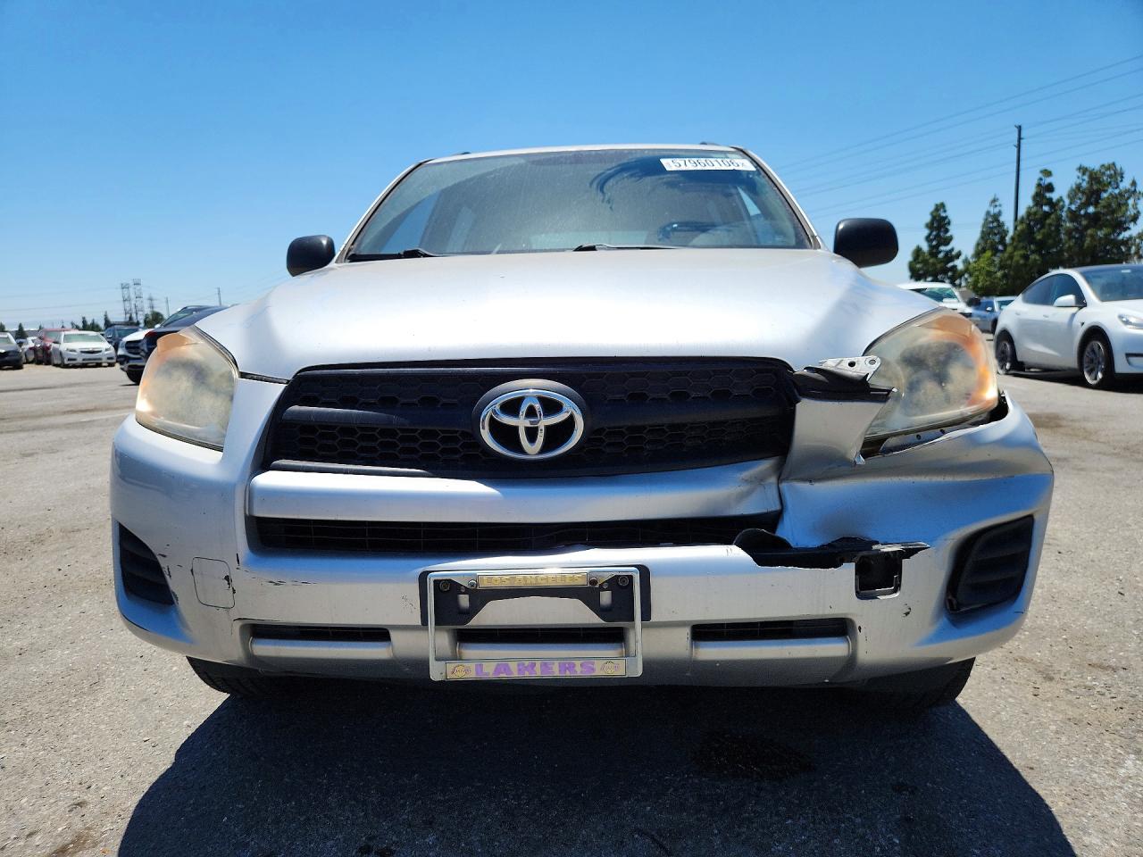 2010 Toyota Rav4 Base Silver vin: JTMKF4DV2A5014345