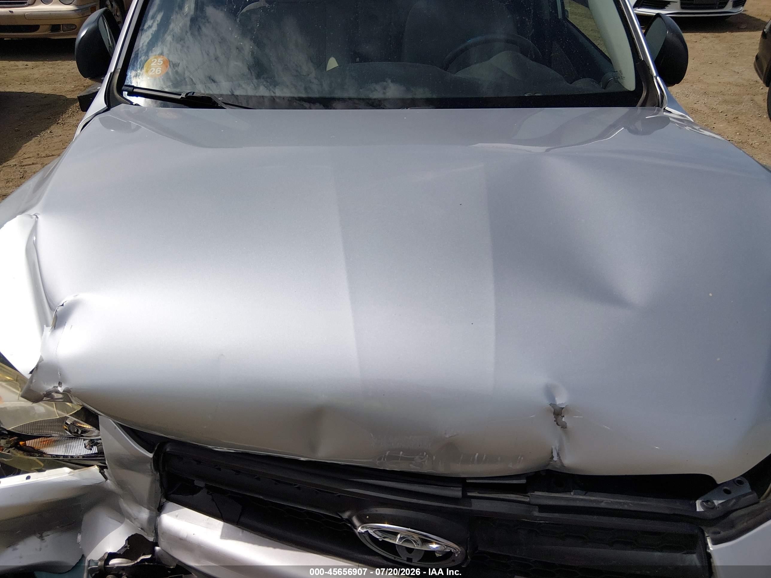 2010 Toyota Rav4   Серебряный vin: JTMKF4DV2A5027497