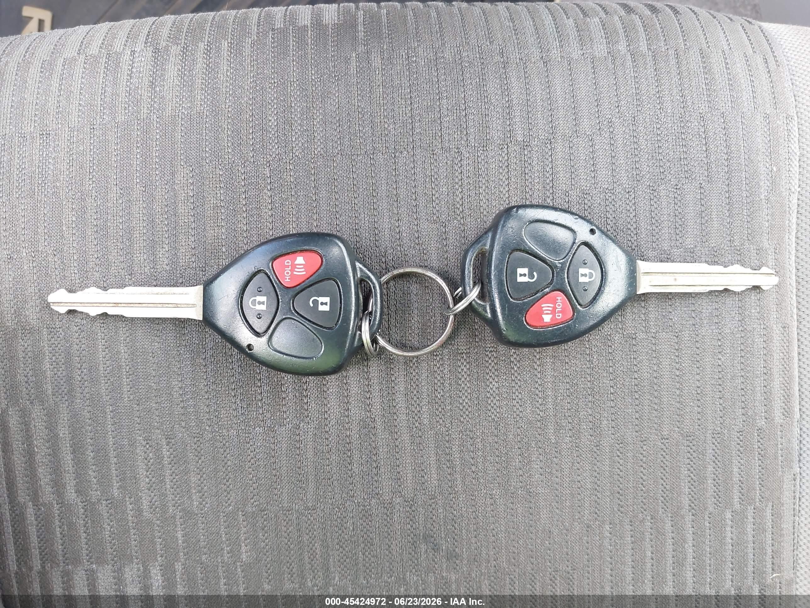 2012 Toyota Rav4   Белый vin: JTMKF4DV2C5048806