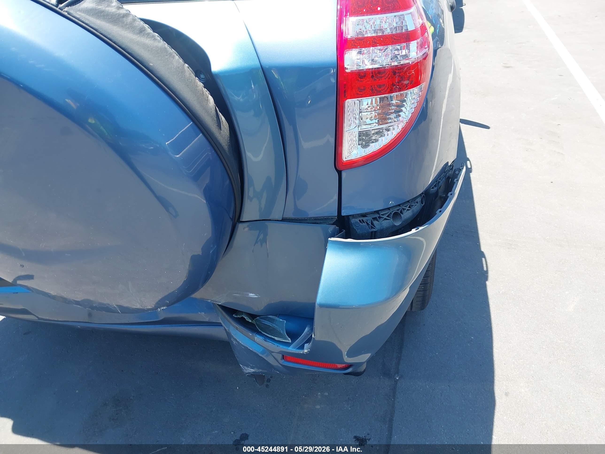 2012 Toyota Rav4   Blue vin: JTMKF4DV4C5046801