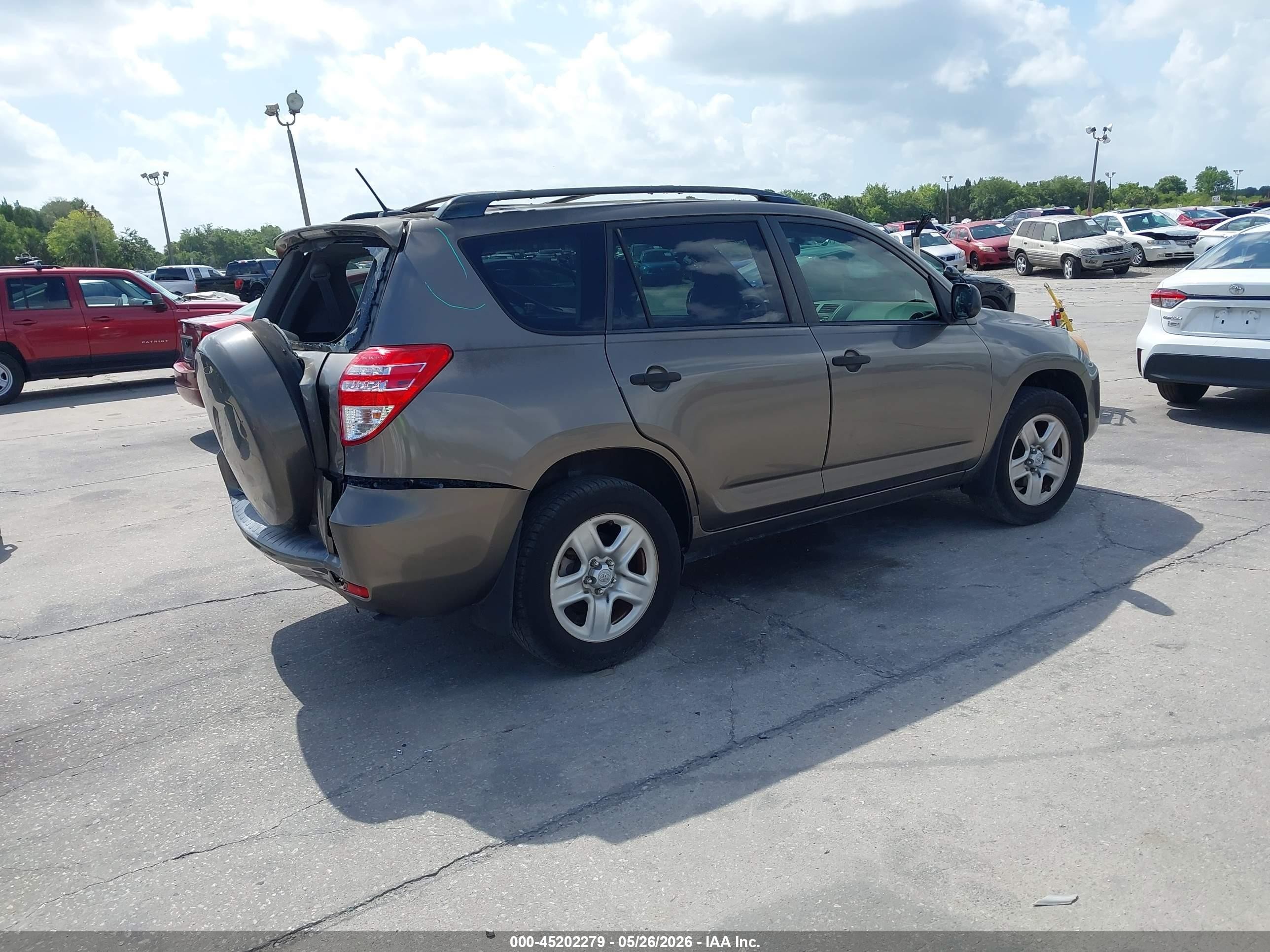 2012 Toyota Rav4   Коричневый vin: JTMKF4DV6C5045049
