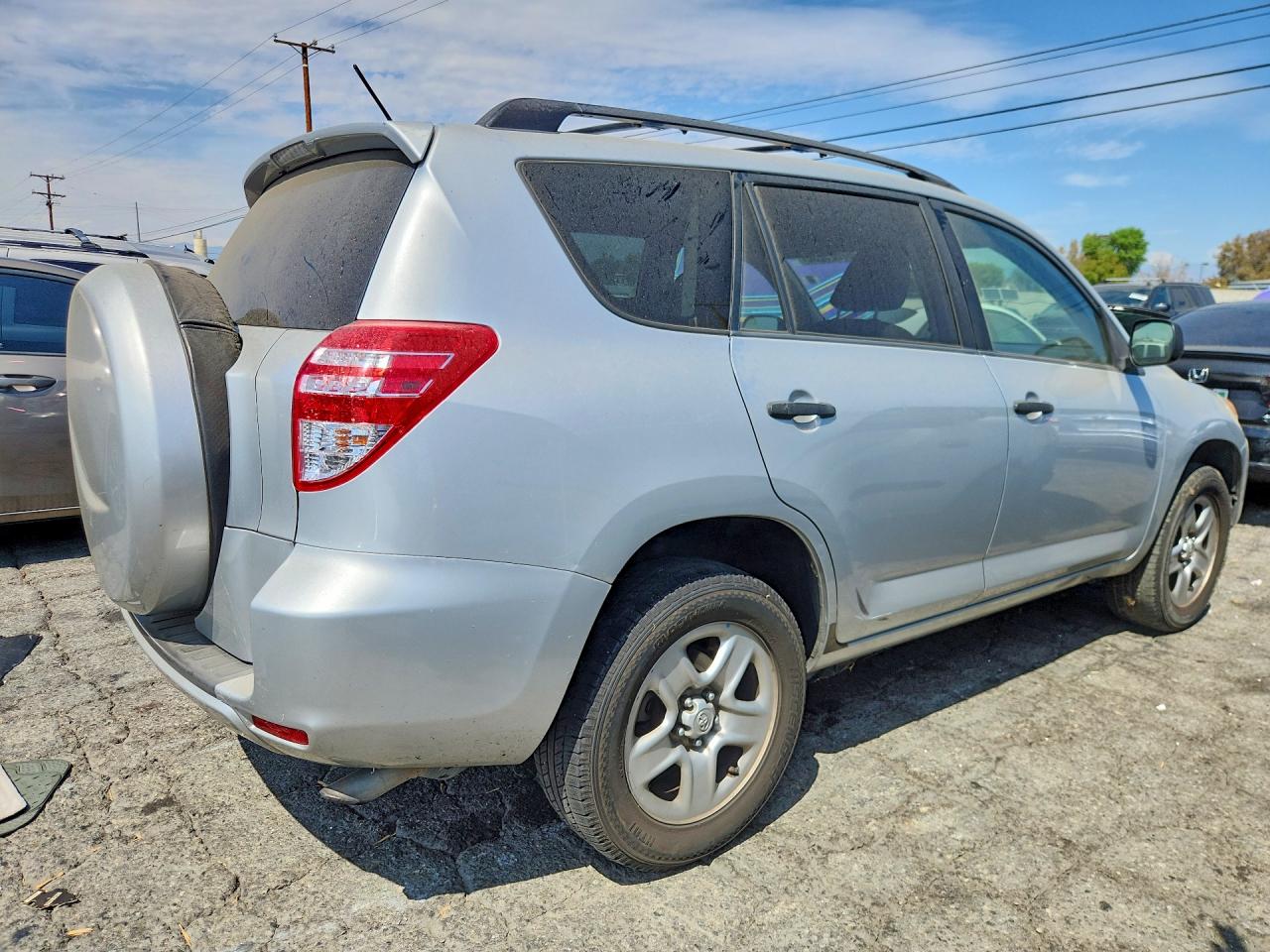 2010 Toyota Rav4 Base Silver vin: JTMKF4DV9A5024144