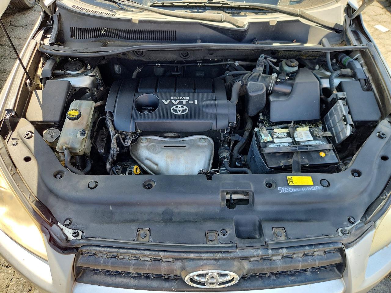 2010 Toyota Rav4 Base Silver vin: JTMKF4DV9A5024144