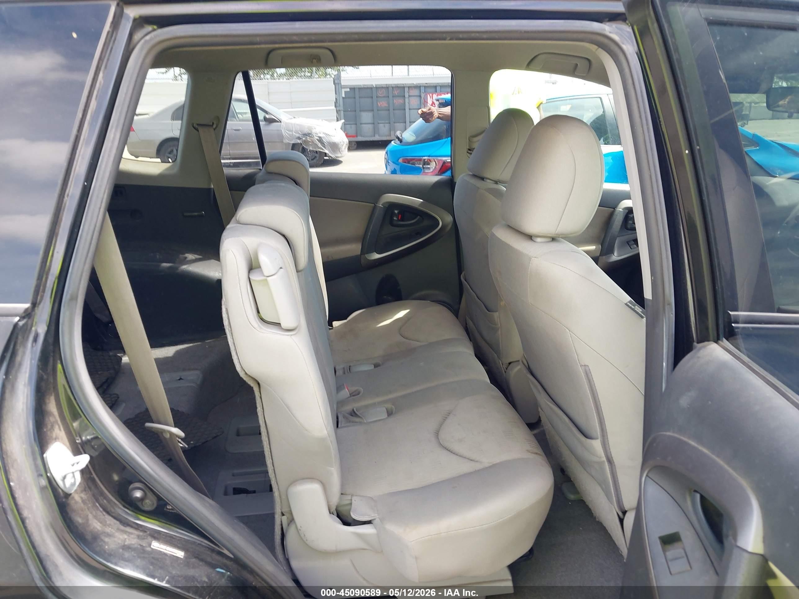 2010 Toyota Rav4   Black vin: JTMKF4DVXA5027358